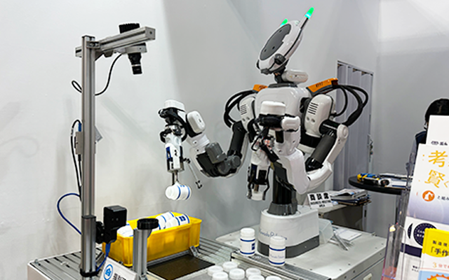 カワダロボティクスコラボレーション展示の様子